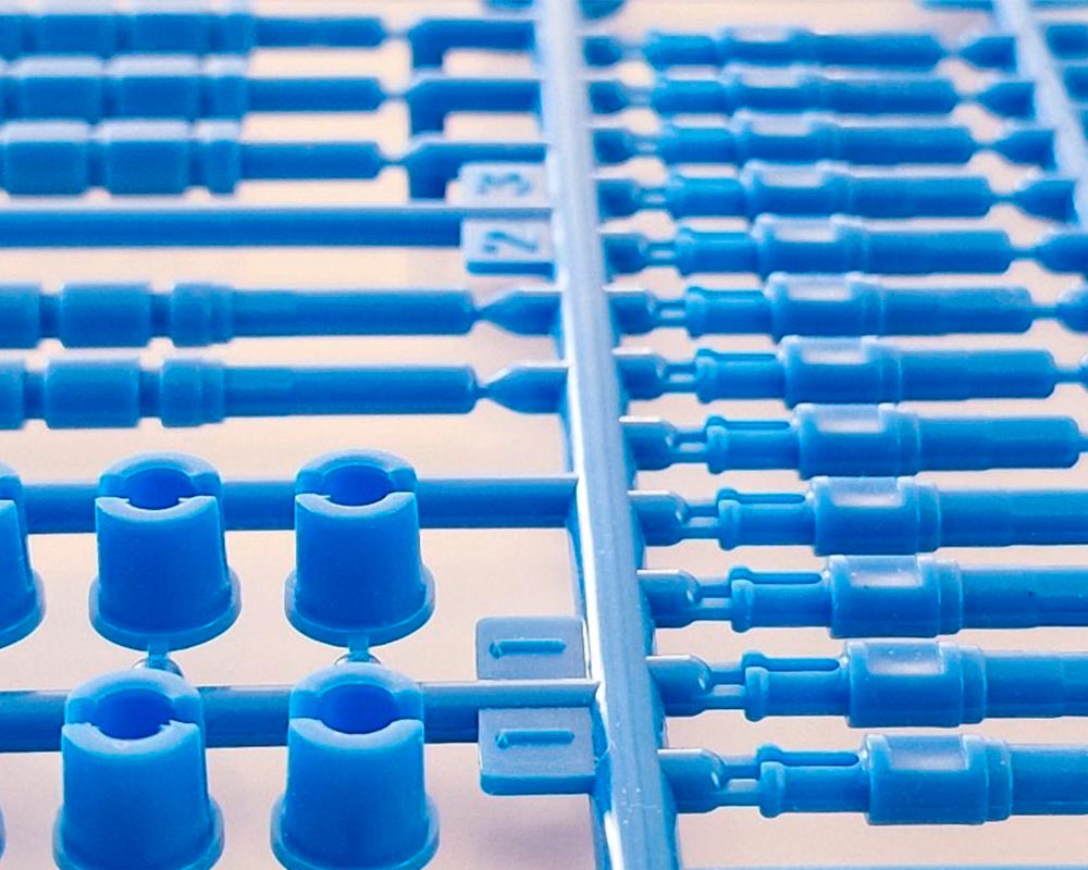 Ensamble de piezas plásticas, Acondicionamiento de piezas, Post-producción de plásticos, Acabados industriales para plástico, Servicios de valor agregado en manufactura, Ensamble y subensamble de componentes plásticos industriales, Servicios de post-procesado para piezas inyectadas, Acondicionamiento y empaque de productos plásticos en México, Integración de componentes para el sector automotriz y de consumo, Servicios de acabado, marcado y empaque industrial en Celaya, Outsourcing de ensamble manual para piezas plásticas de precisión